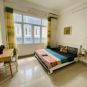 Guest house Feli - Close To Landmark 81, Ho Chi Minh City